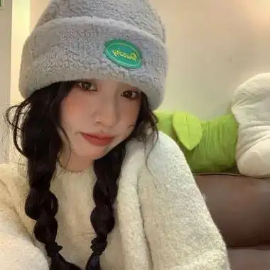 可爱女孩卖萌头像萌图片-女生头像 - 壁纸之家