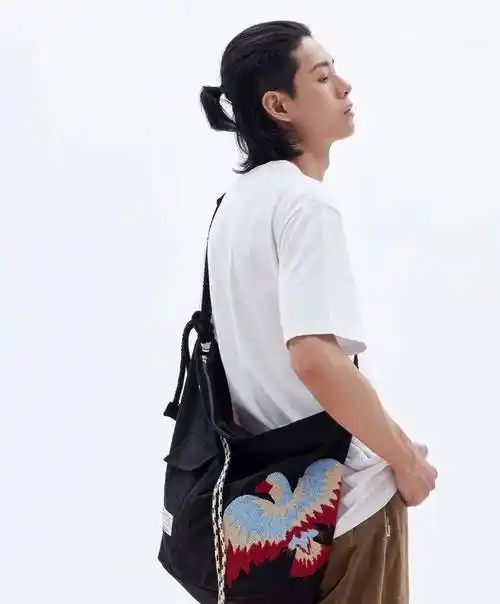 禁欲系男孩日系中长发