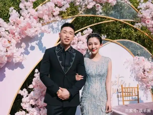 老天都不赏饭吃的烧饼,是怎么配得上漂亮的老婆的