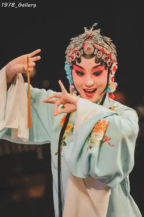 昆韵之澎派袁佳|摄影|人像摄影|1978_gallery - 原创作品 - 站酷