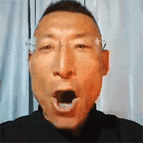 除了抖肩舞,"奥利给"也是今年被翻新的一个词,在2016年快手红人"双