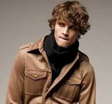 西方男子卷发 外国人男性卷发造型图片