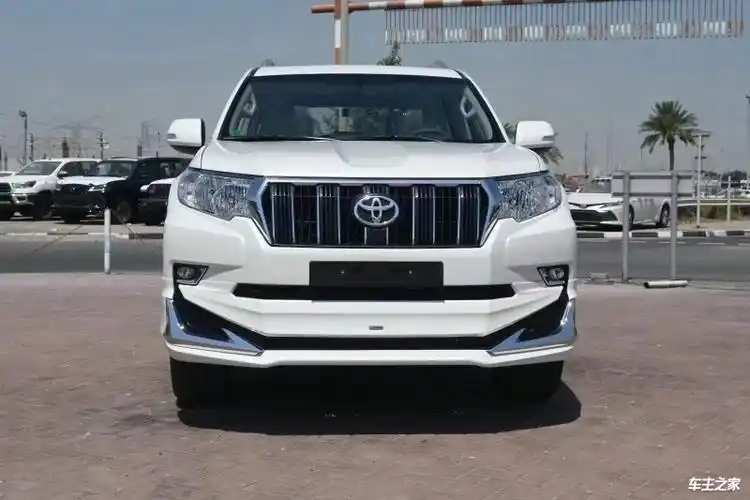 2023款丰田霸道2800柴油版最新提车70万起
