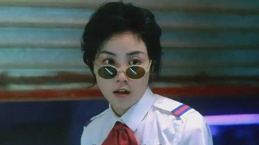 四分钟看完重庆森林让你明白王菲年轻时的颜值有多高