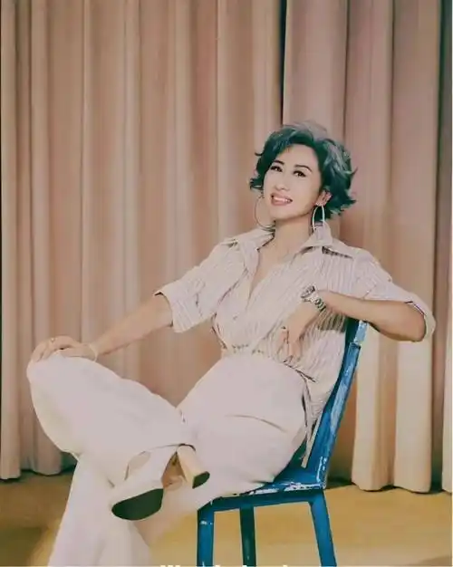 叶倩文,杨千嬅最近太美了,她们才是真正的大女主_文咏珊_精神_郑秀文