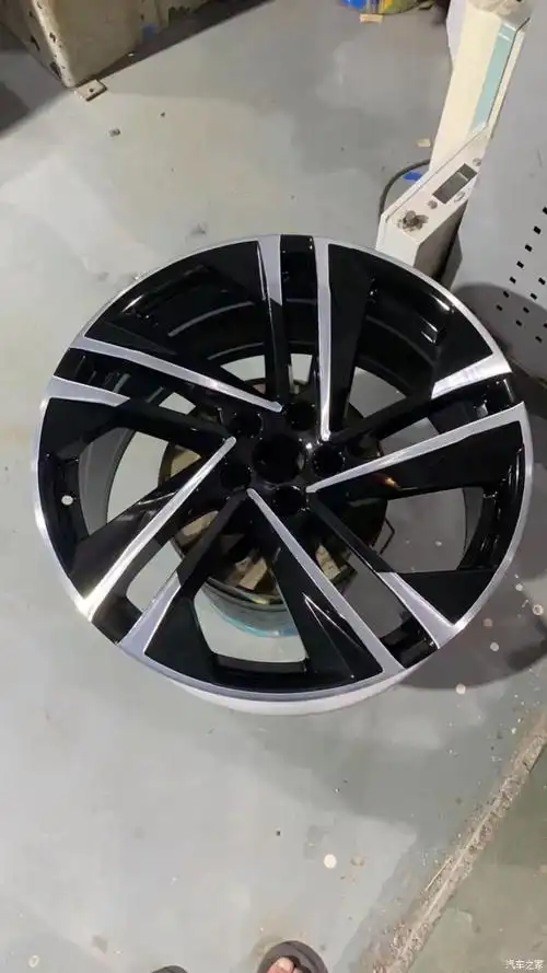 轮毂拉丝烤漆