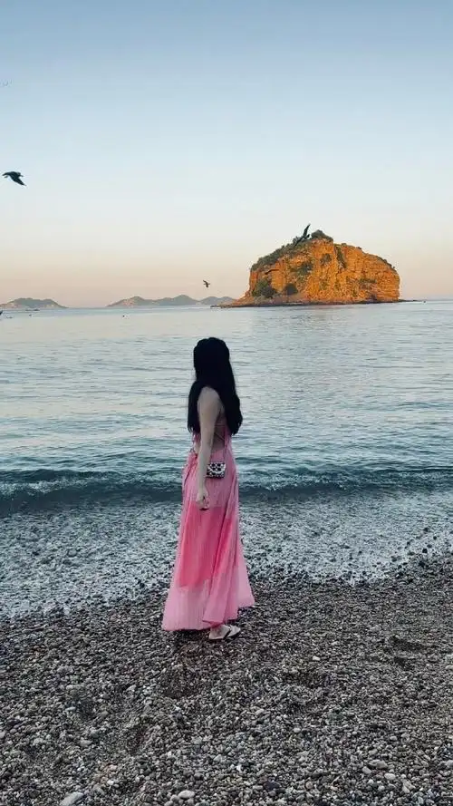 今年特别沉迷去海边98那就抓住夏天的尾巴再去看一次海97好像是第