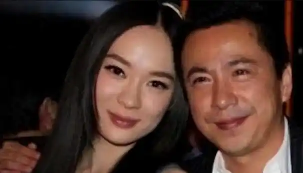 华谊总裁王中磊:捧红娱乐圈"半壁江山"女星,却难逃老婆的眼神