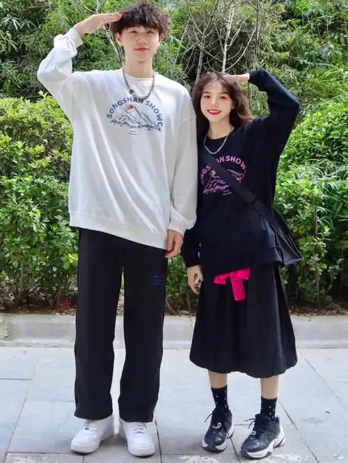 15377183身高差情侣高甜情侣报到