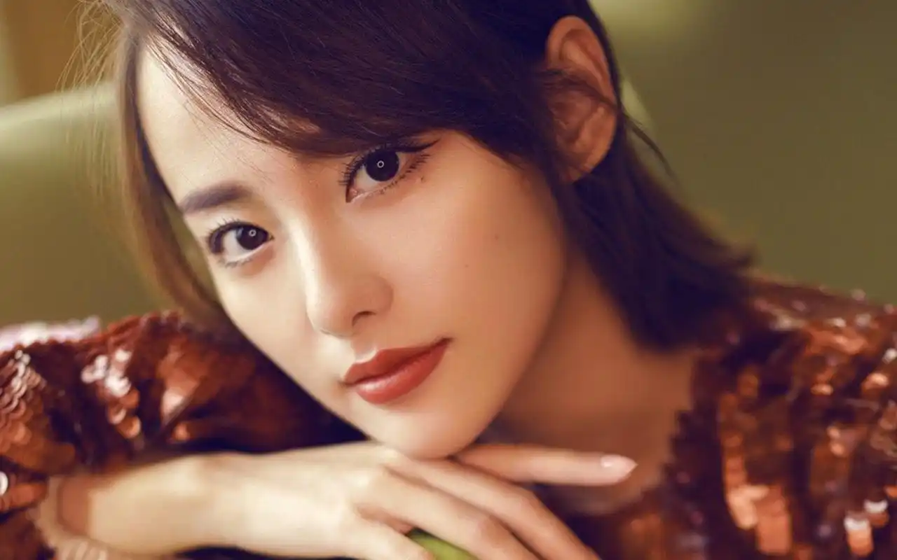 张嘉倪性感甜美写真桌面壁纸