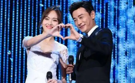 唐嫣近况复出拍大片,面中凹陷苹果肌不再,罗晋影响力太大_夫妇_造型