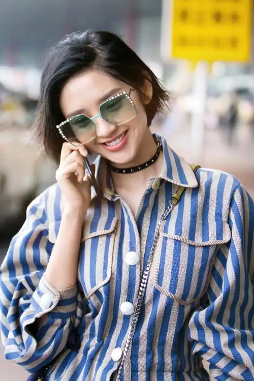 唐艺昕性感街拍写真图片_明星_美桌图片库