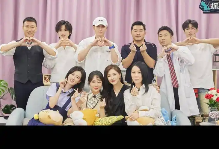 黄子韬节目太入戏,和杨紫互动像情侣吵架,喊"老婆"太甜了!