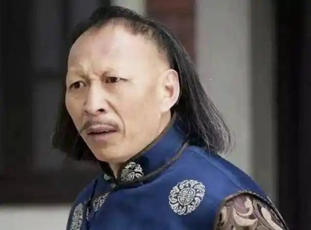 并且有着这么漂亮的女儿,在界内和他合作过的明星对他的评价也非常高