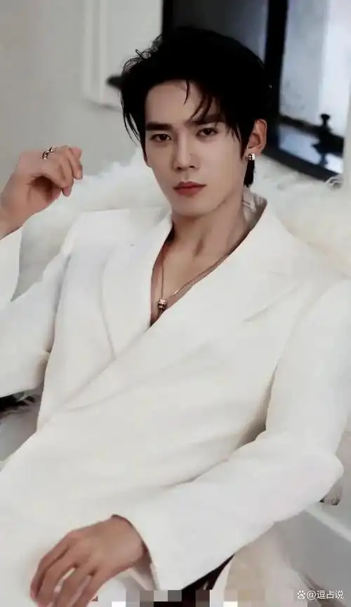 20大性感男神新鲜出炉,成毅19龚俊17刘学义16黄景瑜15肖战登顶