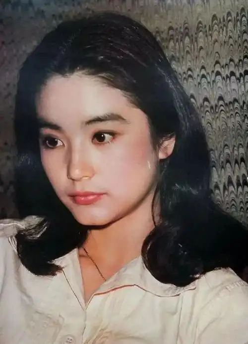 林青霞晒旧照##明星##林青霞回归微博##林青霞