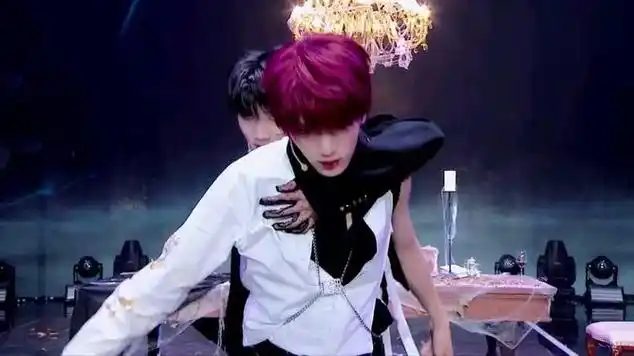 马嘉祺x丁程鑫血腥爱情故事第二次公演舞台纯享版