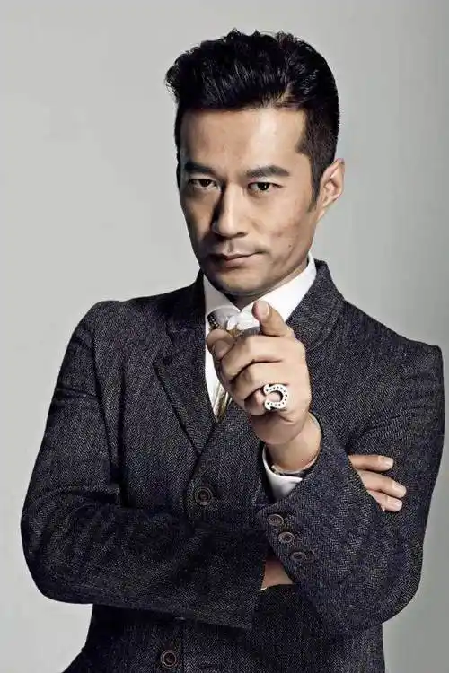 50岁知名男星拍戏太敬业!