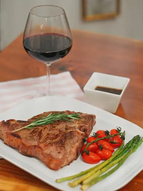 红酒酱牛排09经典法餐制作攻略