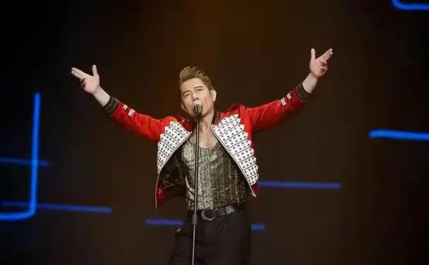 难忘的演出之夜深圳宝安体育馆上演的郭富城舞林星传世界巡回演唱会