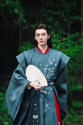 换手机了求温客行美图做屏保