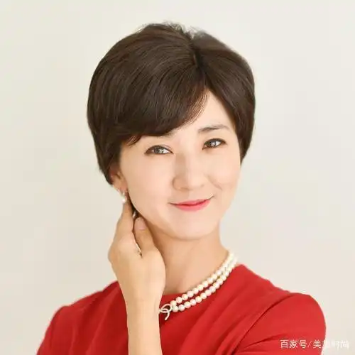 适合60岁-70岁老人短发型,简单利落显气质,更有减龄感