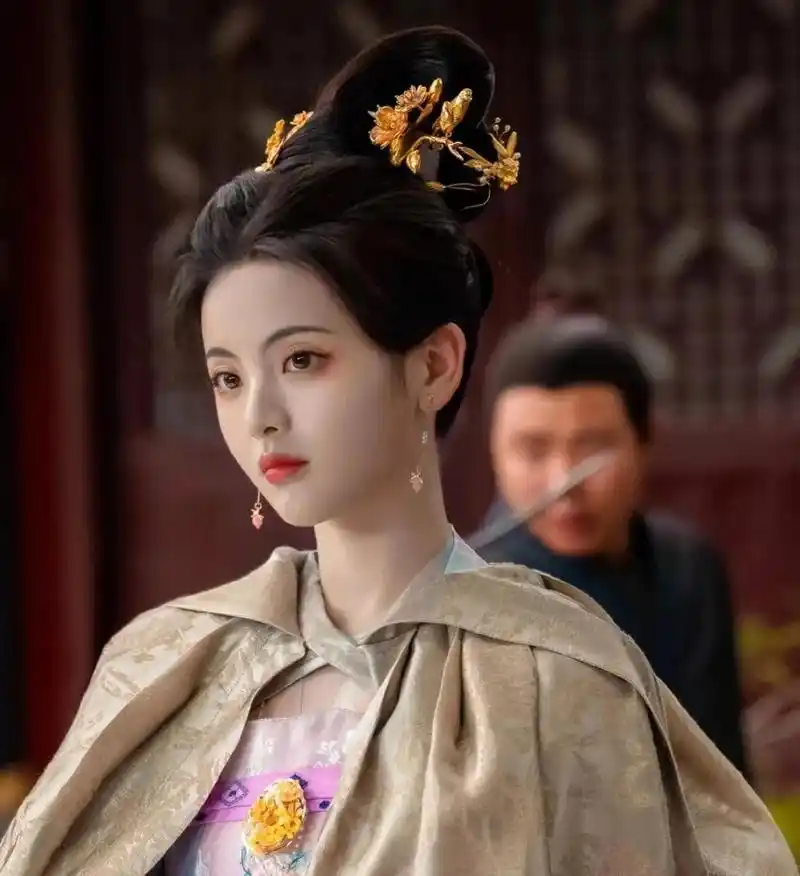 七时吉祥恐怕是杨超越的古装造型秀吧,这造型太多了,也太美了,不管她