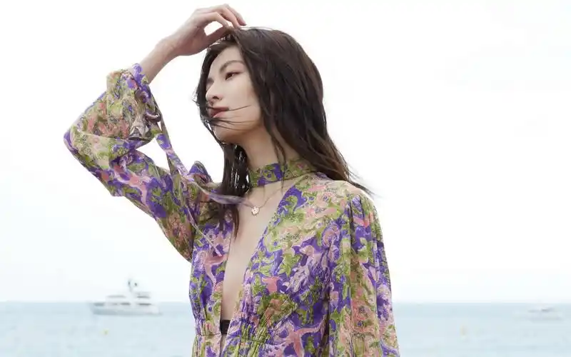 钟楚曦少女感十足写真,高清图片,电脑桌面-壁纸族