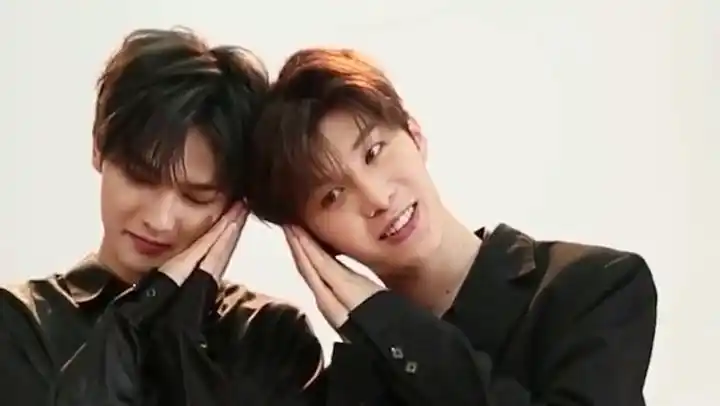 范丞丞与陈立农互飙情话,真情告白好暖心,连笑容都是温暖的_新浪视频