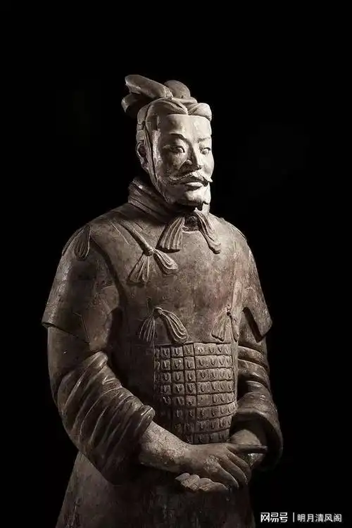 兵马俑有话说:一个小小的发髻,推动秦国底层对军功制的普遍认可