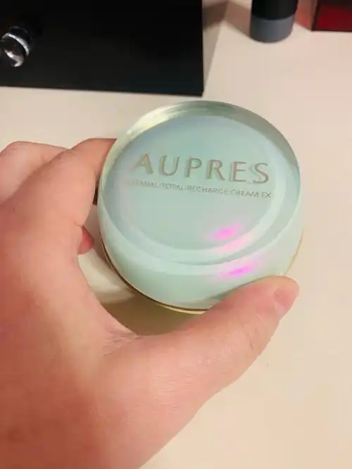 好物推荐欧珀莱恒久美肌霜