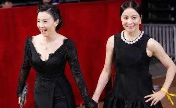 46岁小陶虹与49岁大陶红对比网友怎么差距这么大