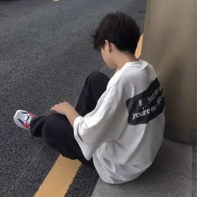 低头头像男,男生头像图片