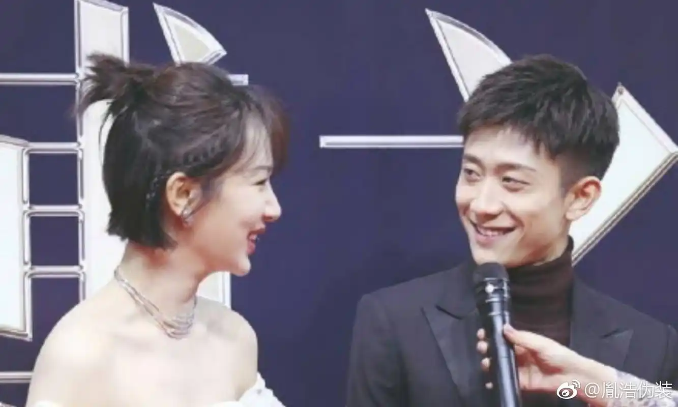 【张一山杨紫同框互怼】你怎么看他们二人之间的友情?