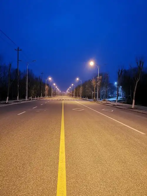 mate20 pro拍照真牛~夜幕下的马路! - 花粉随手拍夜景 花粉俱乐部