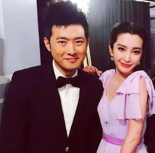 上戏75周年李冰冰任泉晒旧照为母校庆生引一波回忆杀