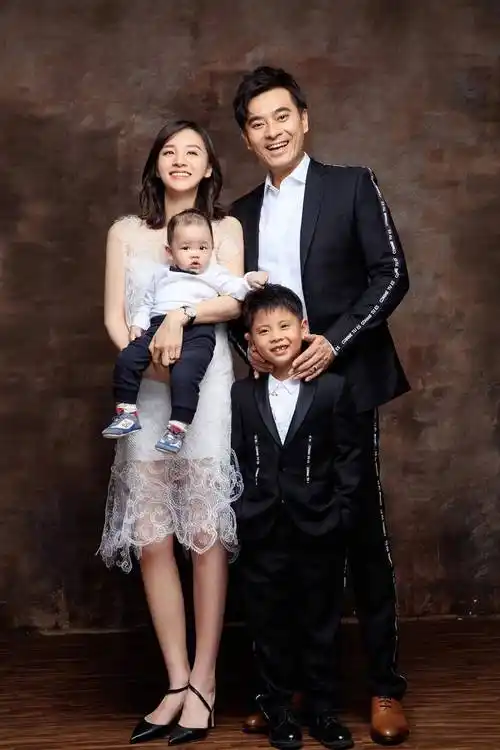 演员陈龙:我这辈子最正确的决定,就是闪婚娶了演员章龄之为妻