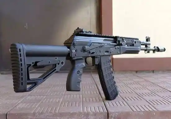 1/5俄罗斯军队新一代ak-12突击步枪经历了一波三折后终于装备俄军,历