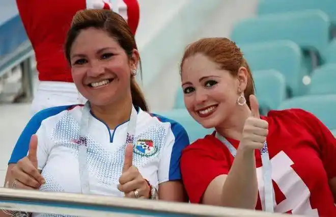 2018世界杯最美球迷才是"最美丽的风景"