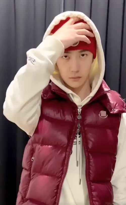 王一博比耶转场视频