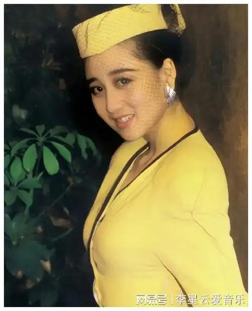 利智有多厉害?吃醋后一个举动,让李连杰30年不敢碰其|