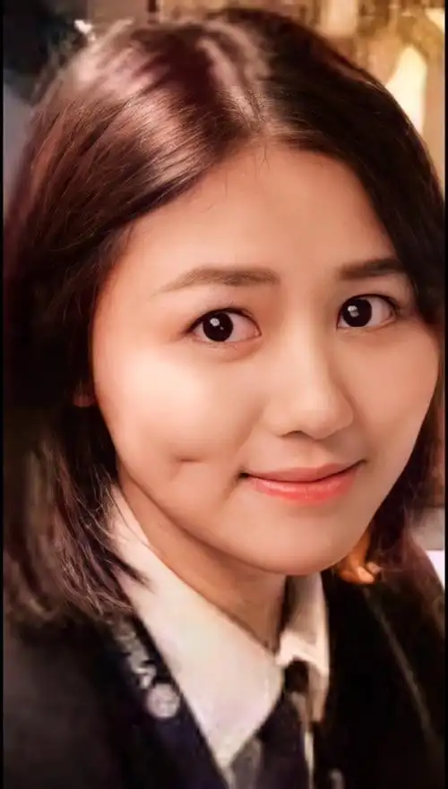 "空中花木兰"伍倩玉 中国最年轻女机长,17岁开飞机,26岁"四道杠"肩章