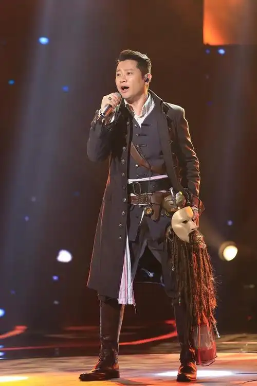 蒙面神秘海盗实力揭面罗中旭被赞歌坛楚留香