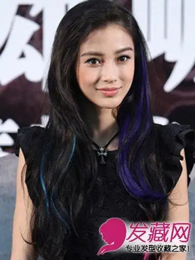 发型设计 染发颜色 > 张雨绮惊艳时装周 宝莉色挑染长发(4) 导读:杨颖