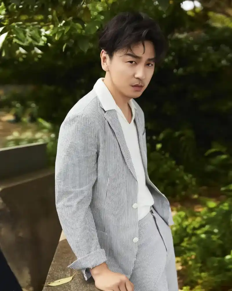 雷佳音个人资料年龄简介和照片(著名演员雷佳音:我这辈子最得意的事情