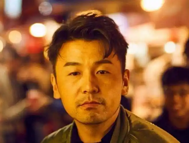 原创不到40岁就显老的男星摄影师第八高伟光第二胡歌排第几