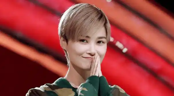 嫁不出去的李宇春,到底是因为"太中性",还是因为没人敢娶?