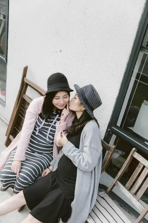 "四个人"的闺蜜照