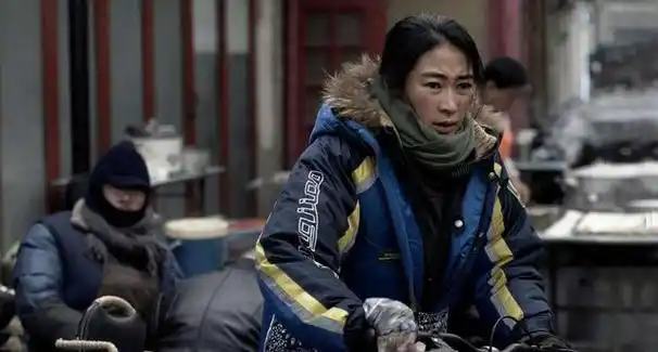 黄渤合作女演员厚嘴唇(她扮演的丑角惊到黄渤)(10)