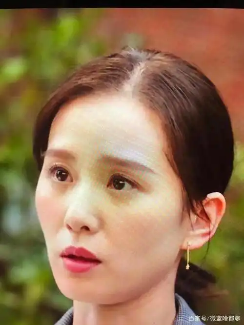 产后复出,刘诗诗老态,唐嫣脸僵,赵丽颖晒出素颜照